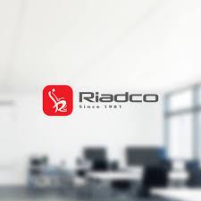 شعار رياضكو للأثاث المكتبي